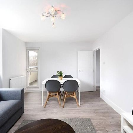 Charming Apartment In The Pleydell Estate 伦敦 外观 照片