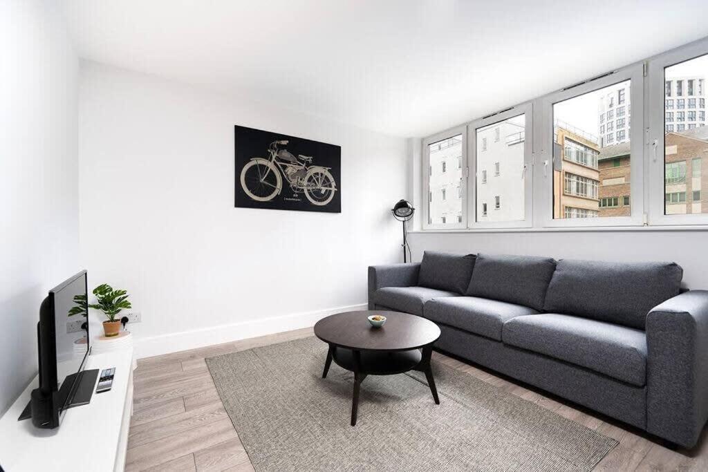 Charming Apartment In The Pleydell Estate 伦敦 外观 照片