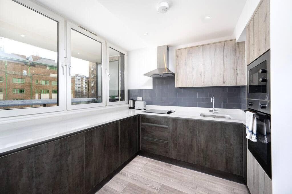 Charming Apartment In The Pleydell Estate 伦敦 外观 照片